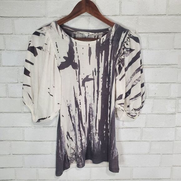 Forever 21 cute bird abstract top - Picture 6 of 13